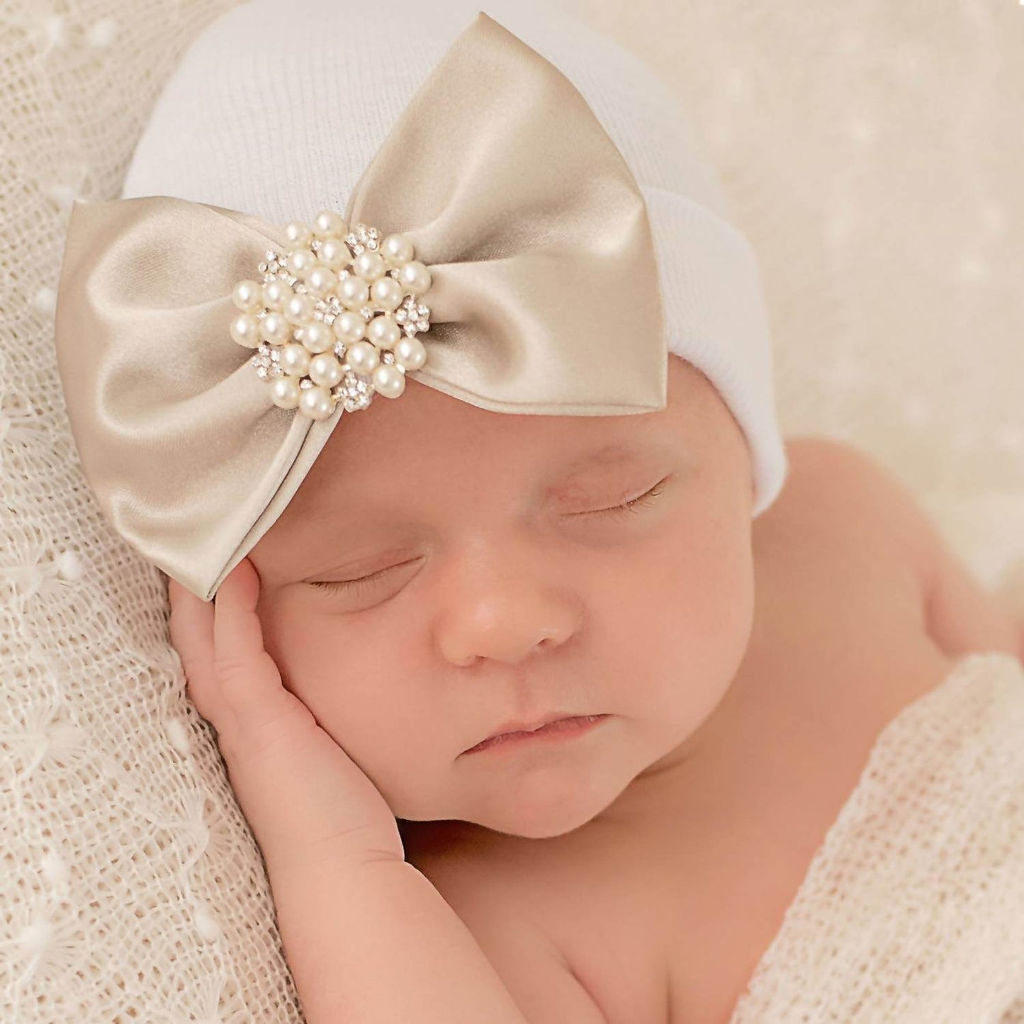 ilybean - Goldie Hat With Bow And Jeweled Center - Rack Hunt