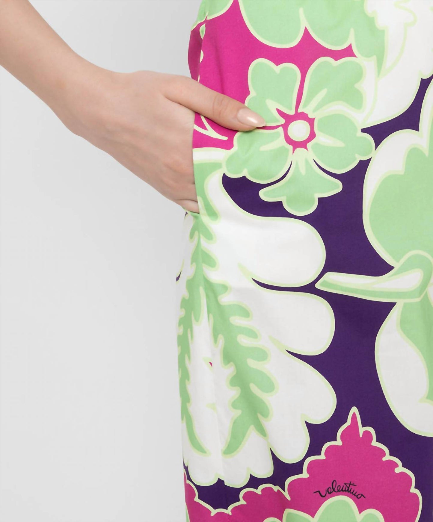 Valentino - Tropical World Arazzo Trousers - Rack Hunt