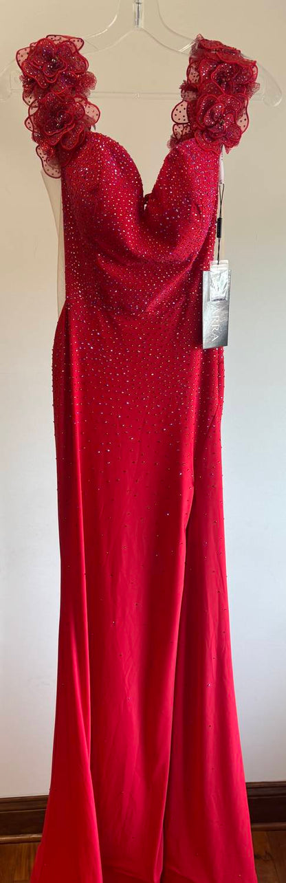 Form-Fitting Long Formal Gown