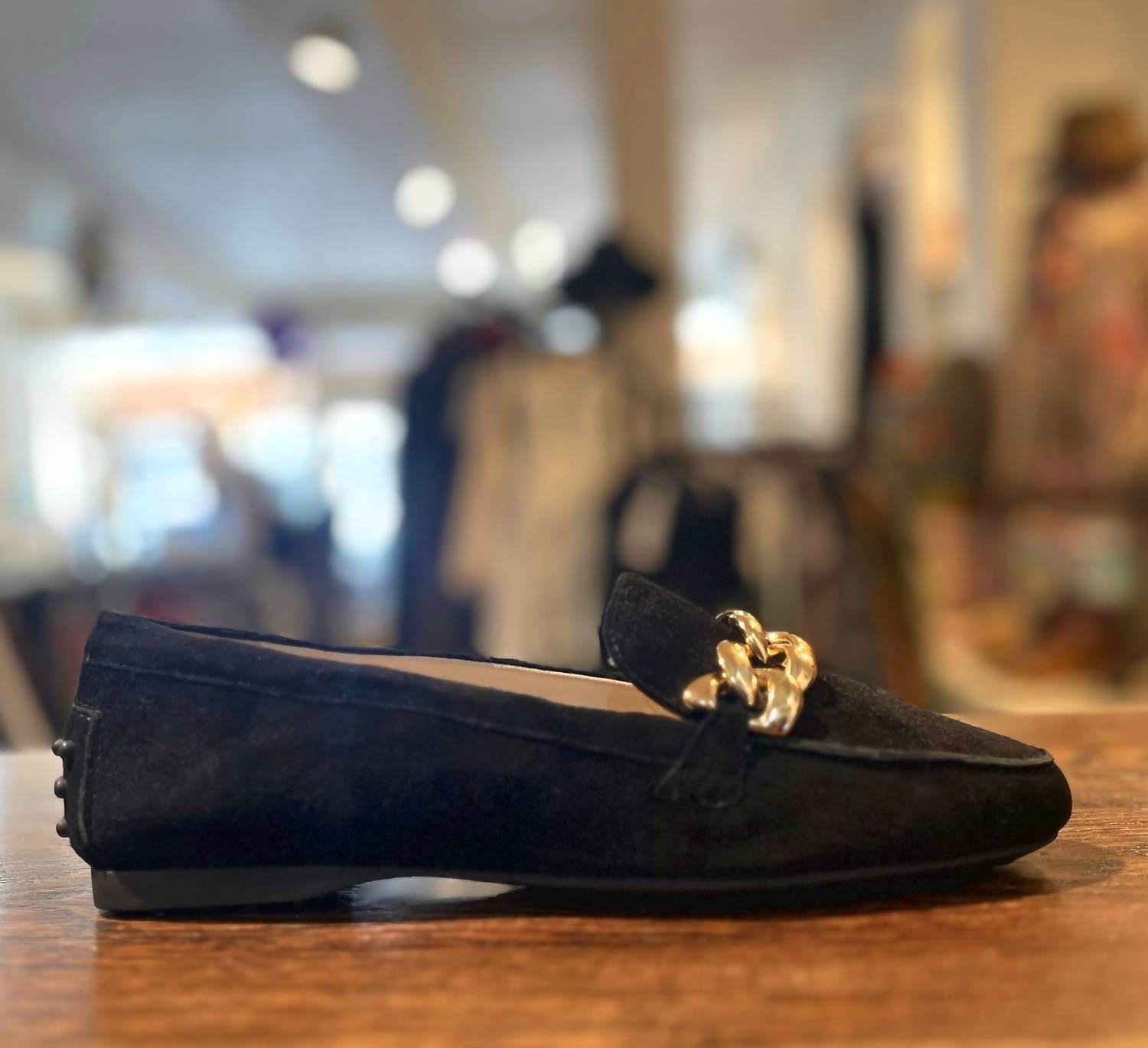 Amalfi by Rangoni - WOMEN'S DADO CHAIN LOAFER - MEDIUM WIDTH - Rack Hunt -