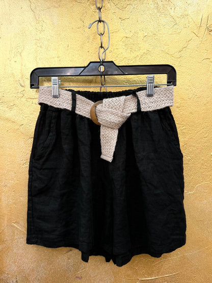 Women's Italian Linen Shorts With Belt
