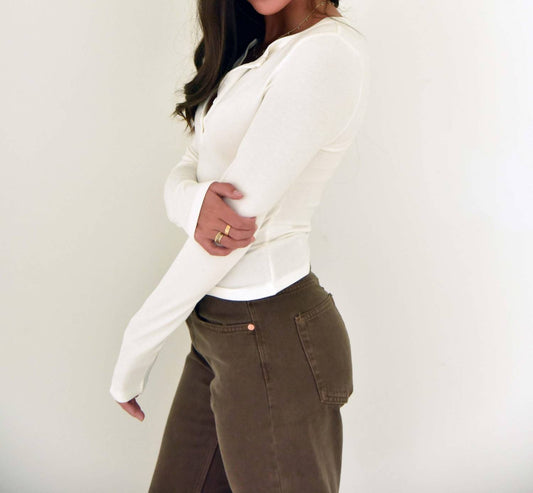 Ribbed Henley Basic Top