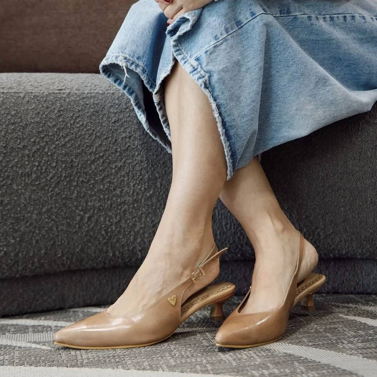 Women's Celia Pointed Kitten Low Heels