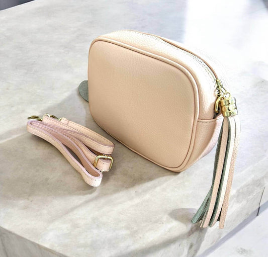 Cadenza Italy - Women's Leather Camera Style Crossbody Bag - Rack Hunt -