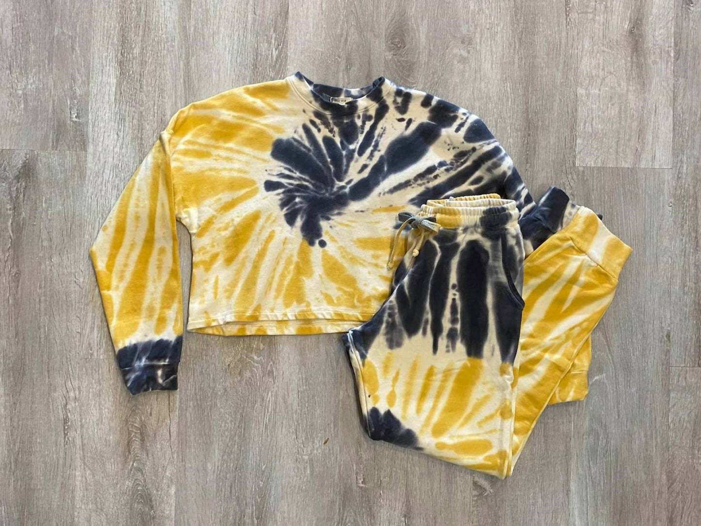 Girl's Joggers Set