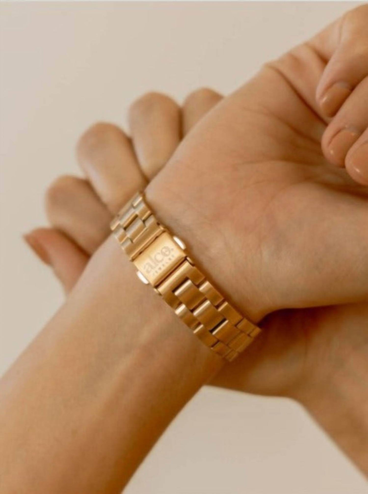 Alchemy & Co - Women's Apple Watch Band - Rack Hunt