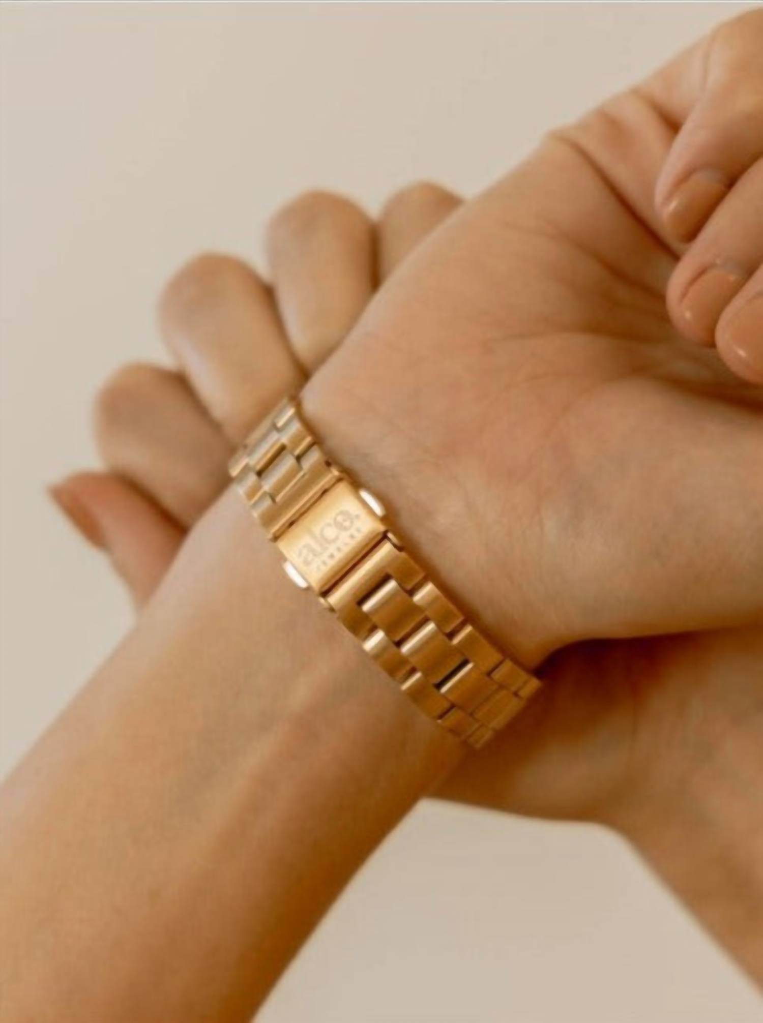 Alchemy & Co - Women's Apple Watch Band - Rack Hunt