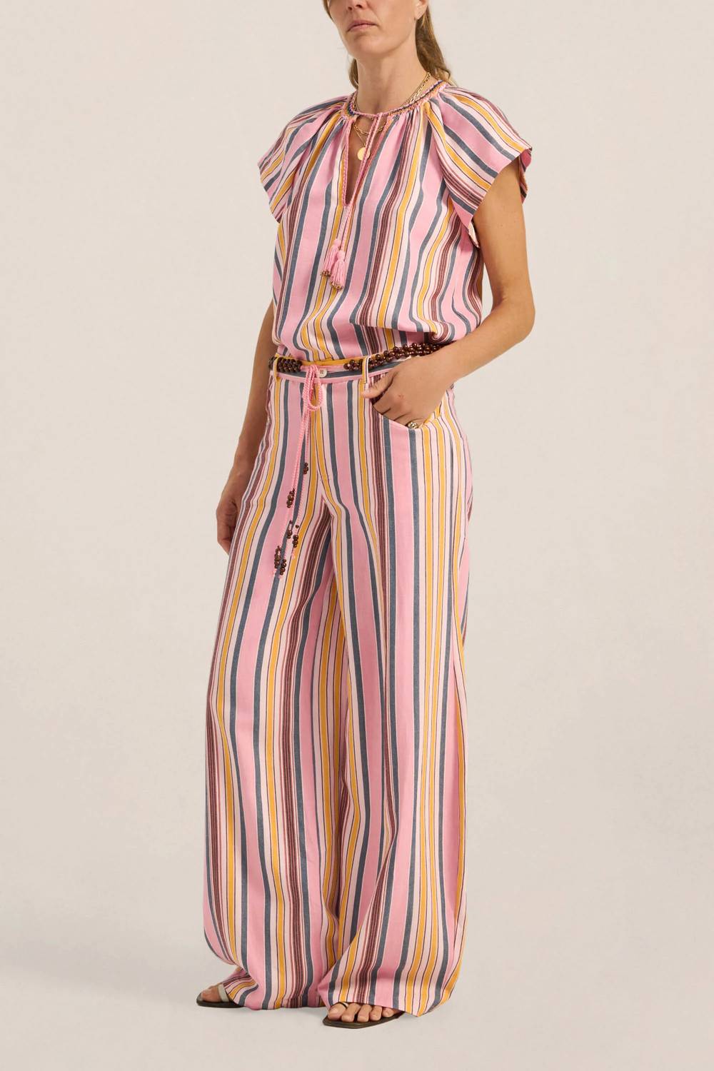 Zetus Full-length Top