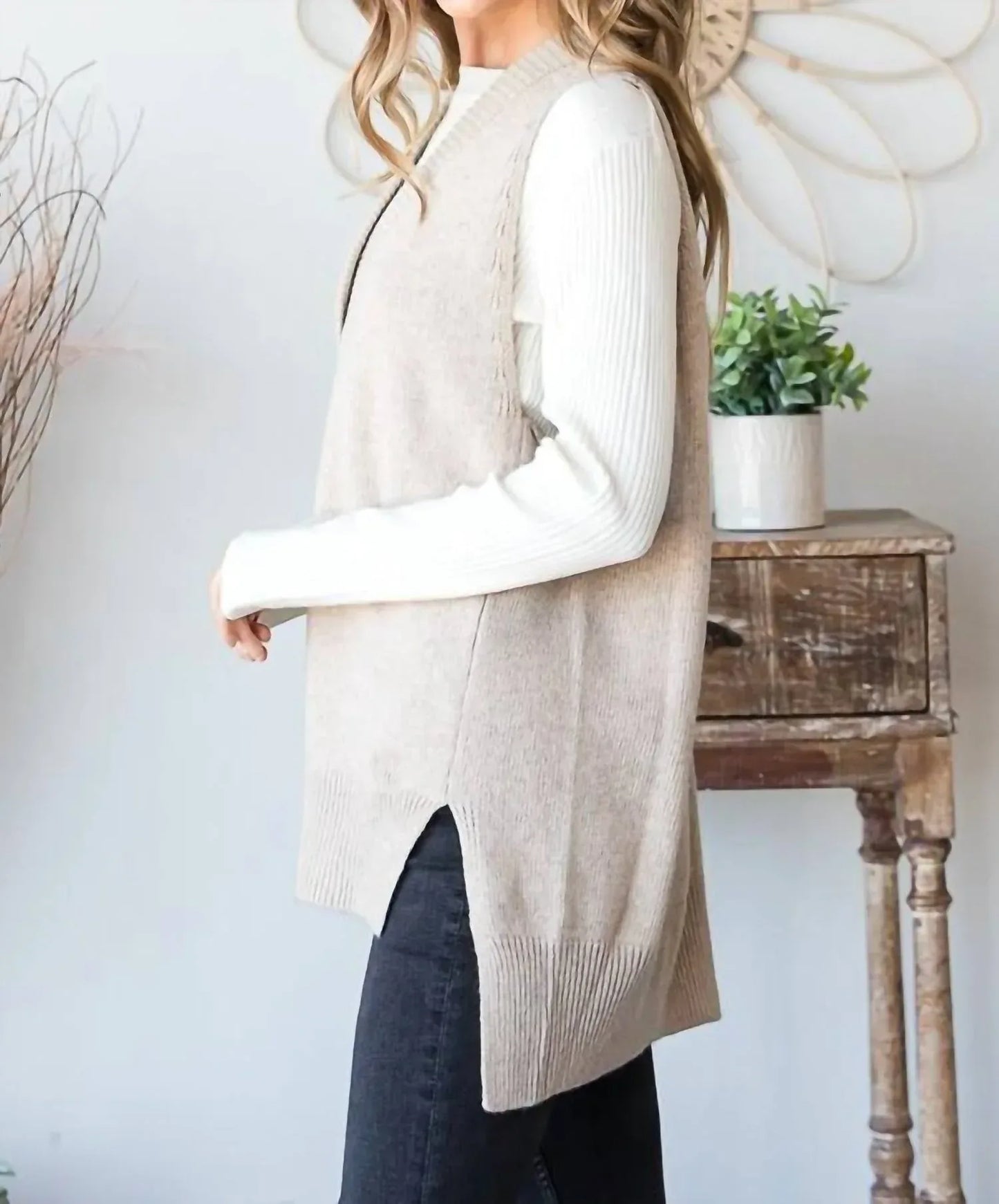 Heimish USA - Sleeveless V Neck Vest - Rack Hunt
