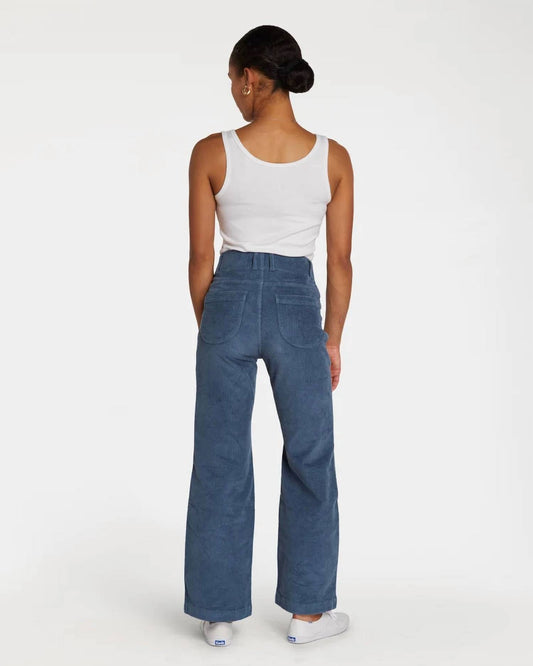 Women's Stovepipe Corduroy Pant