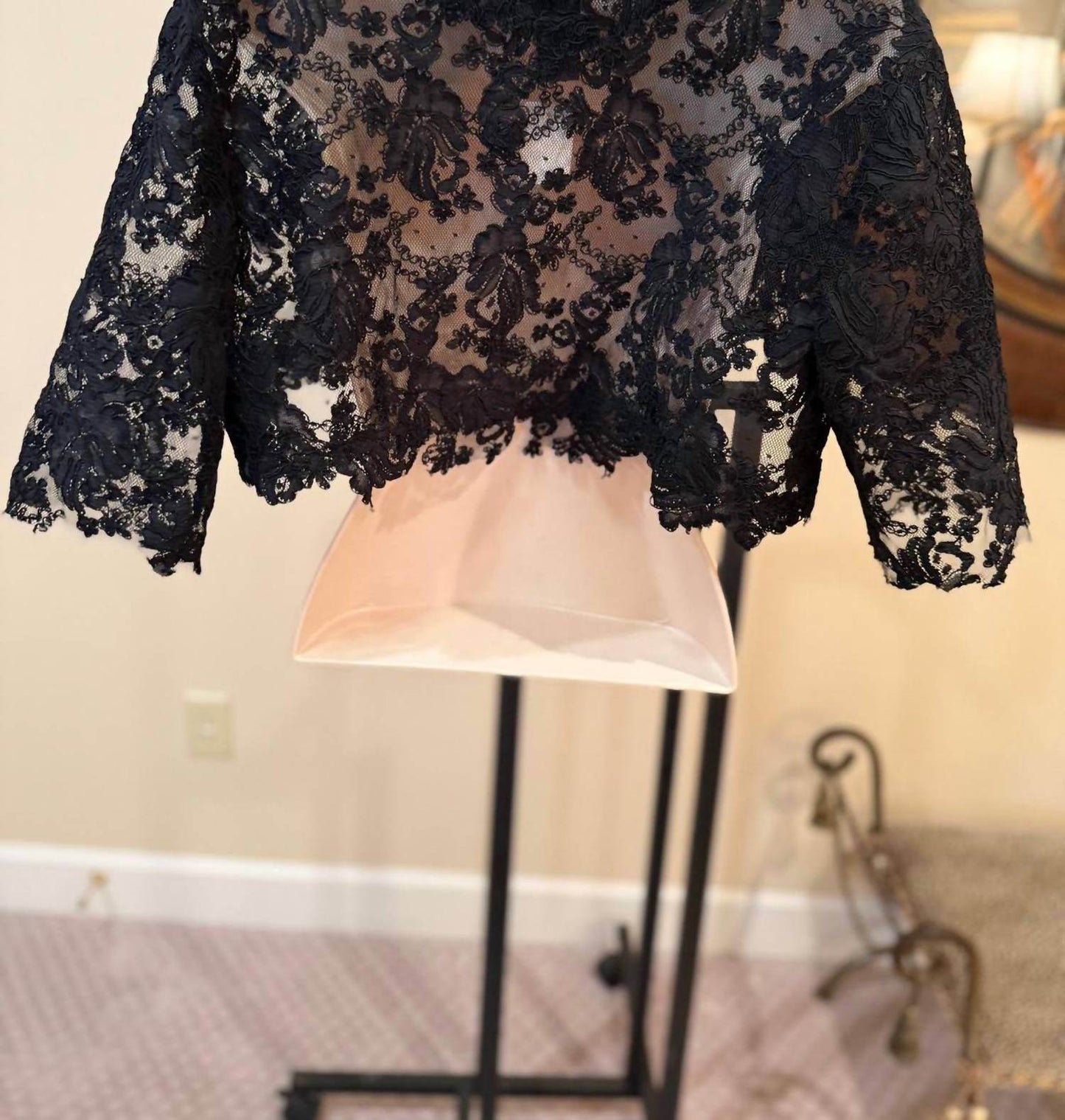 Juan Carlos Piñera - Lace Applique Bolero - Rack Hunt -