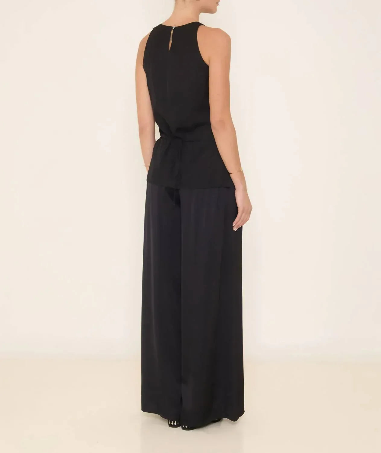 Kourbela - Enlightenment Wrap Knot Top - Rack Hunt