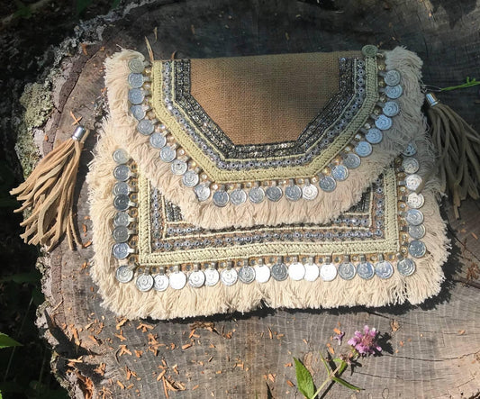 Ranee’s - Metallic Embroidery Coin Clutch - Rack Hunt