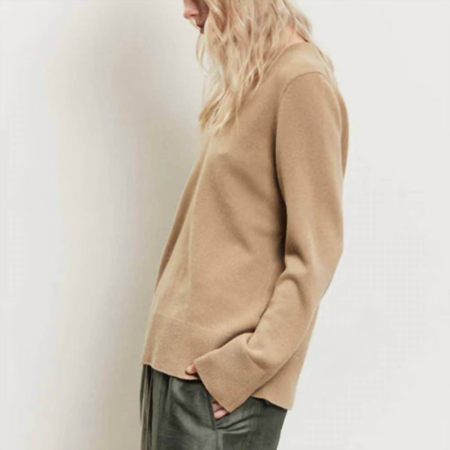 Doffer Boys - Emmett V-neck Sweater - Rack Hunt