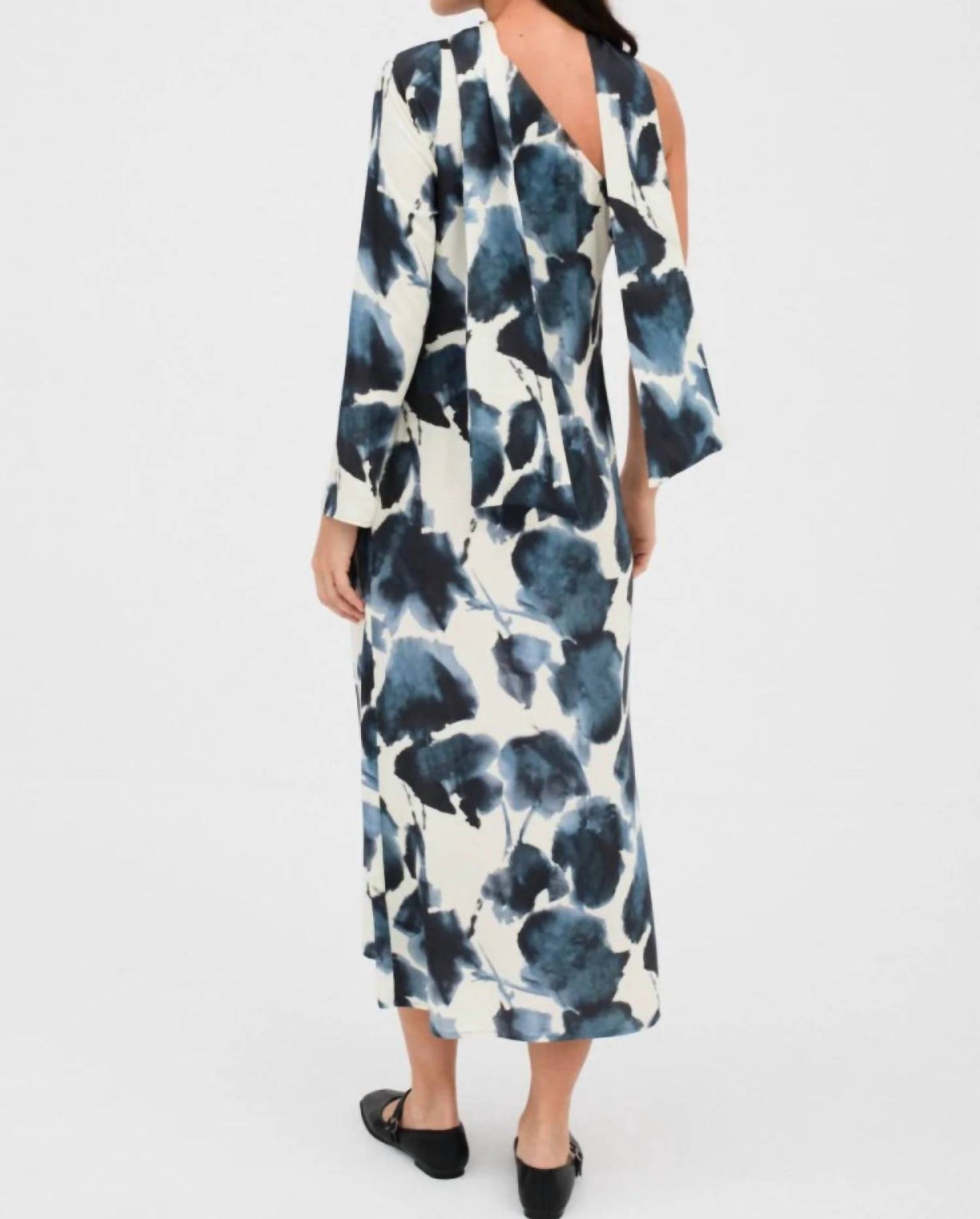 Pointe Midi Dress