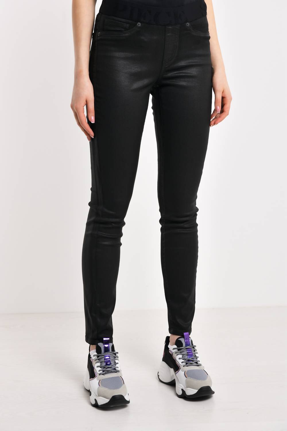 Philia Pull On Pant