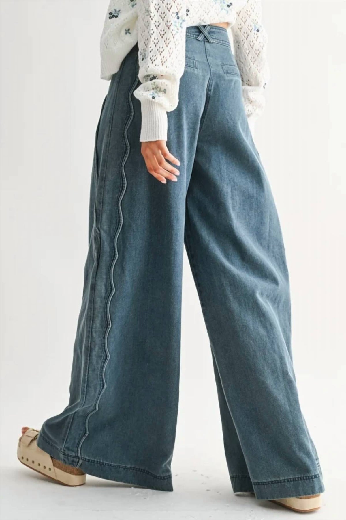 Scalloped Style Wide Leg Jeans