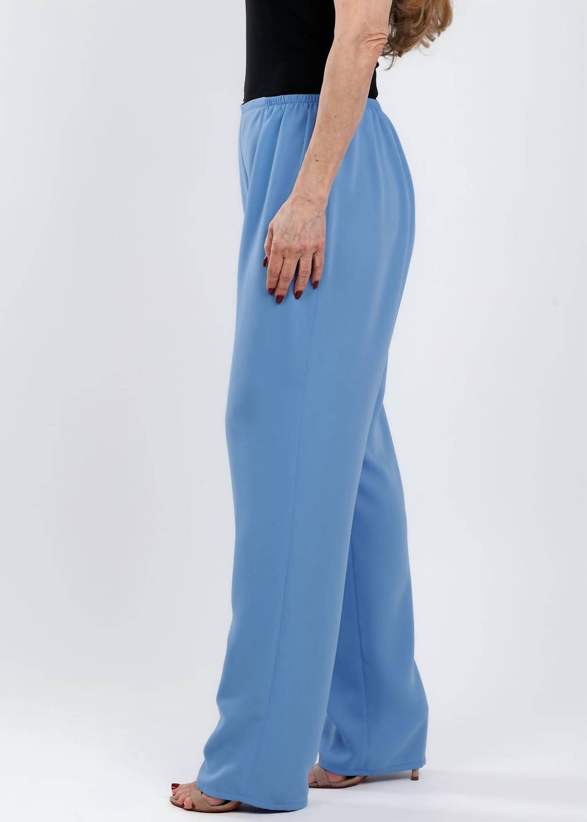 Women's Matte Crepe Straight Leg Pants