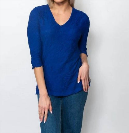 Printed Dreamcatcher V-neck Ruched Sleeve Top