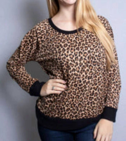 Women's Animal Print Raglan Top