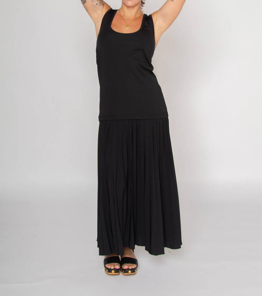 Contrast Tank Top Pleated Maxi Dress