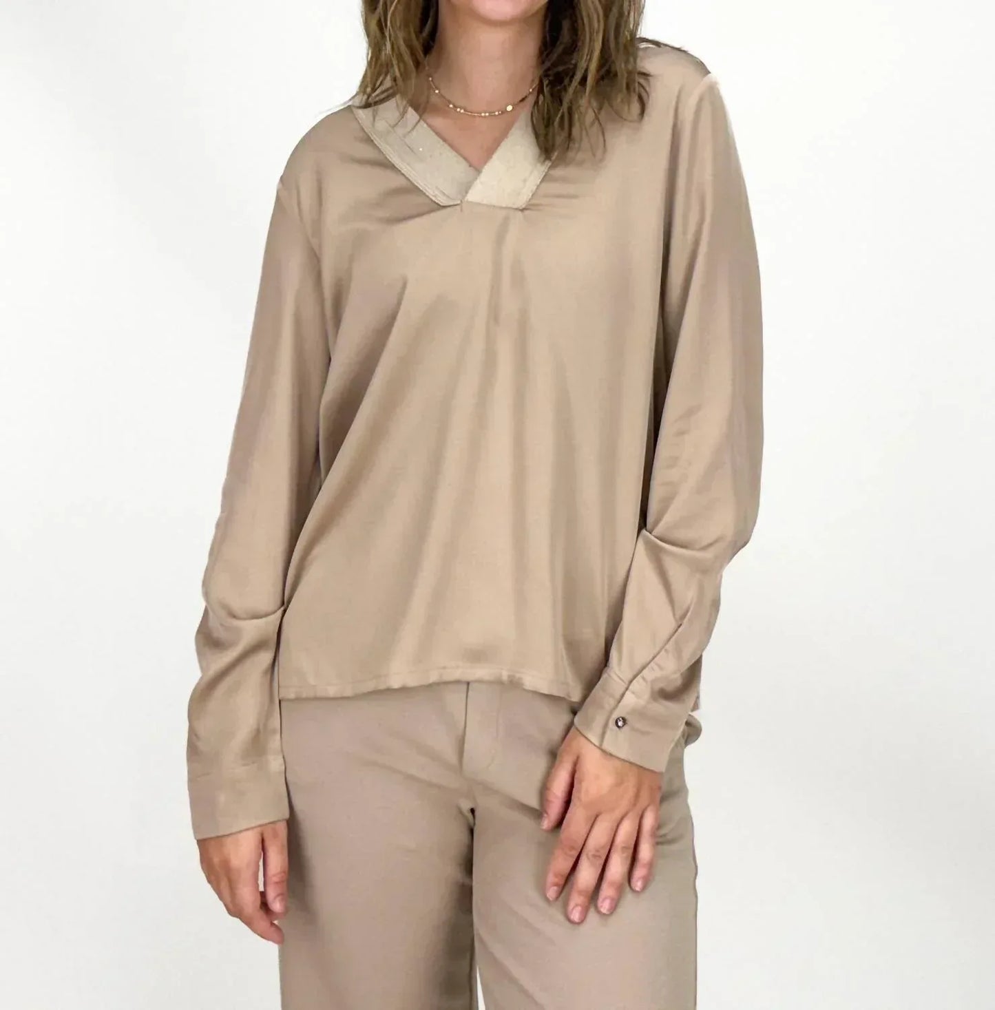 Margittes - Tori V-neck Top - Rack Hunt
