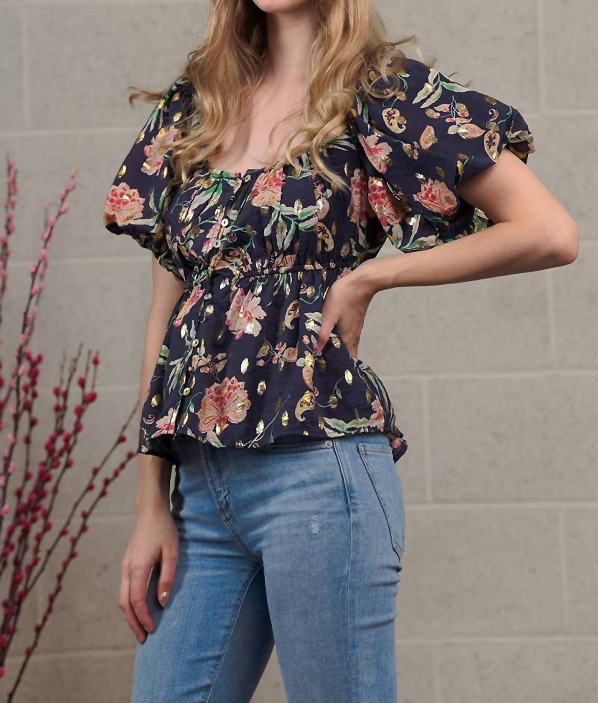 Floral Puffed Button-down