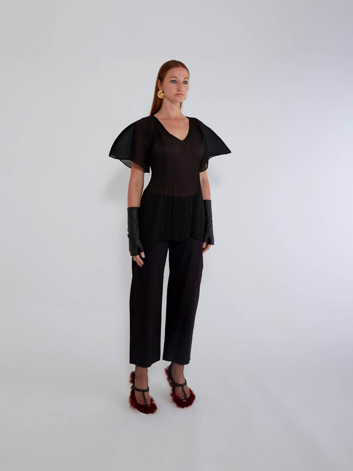 Nin Studio - Medusa V Neck Top - Rack Hunt