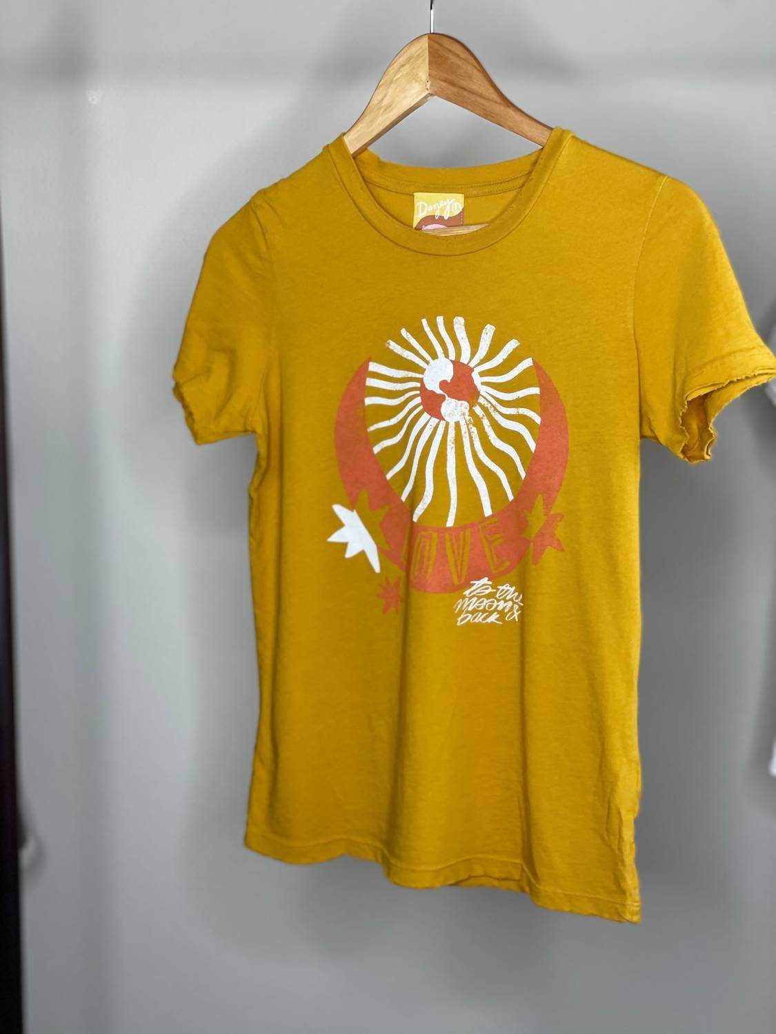 Dazey LA - Moon & Back Tee - Rack Hunt -