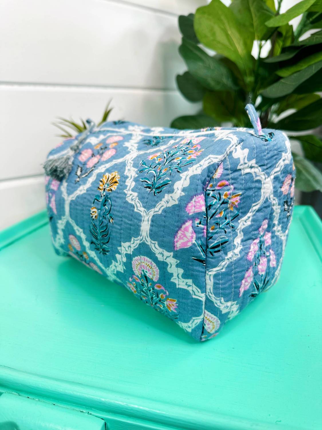 Women's Quilted Makeup Cosmetic Bag