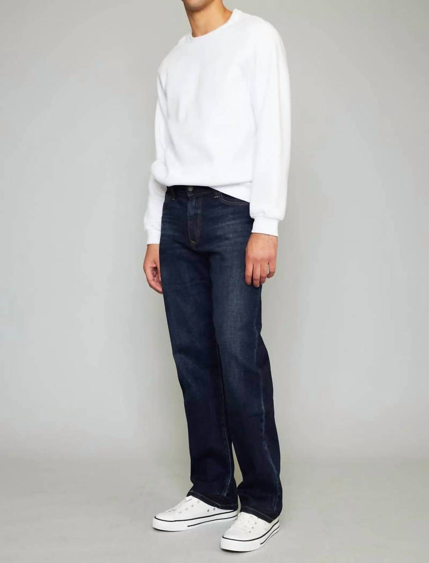 Colton Straight Jeans