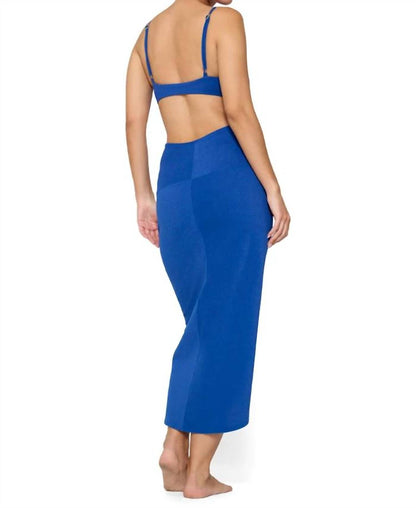 Cleo Terry Sarong
