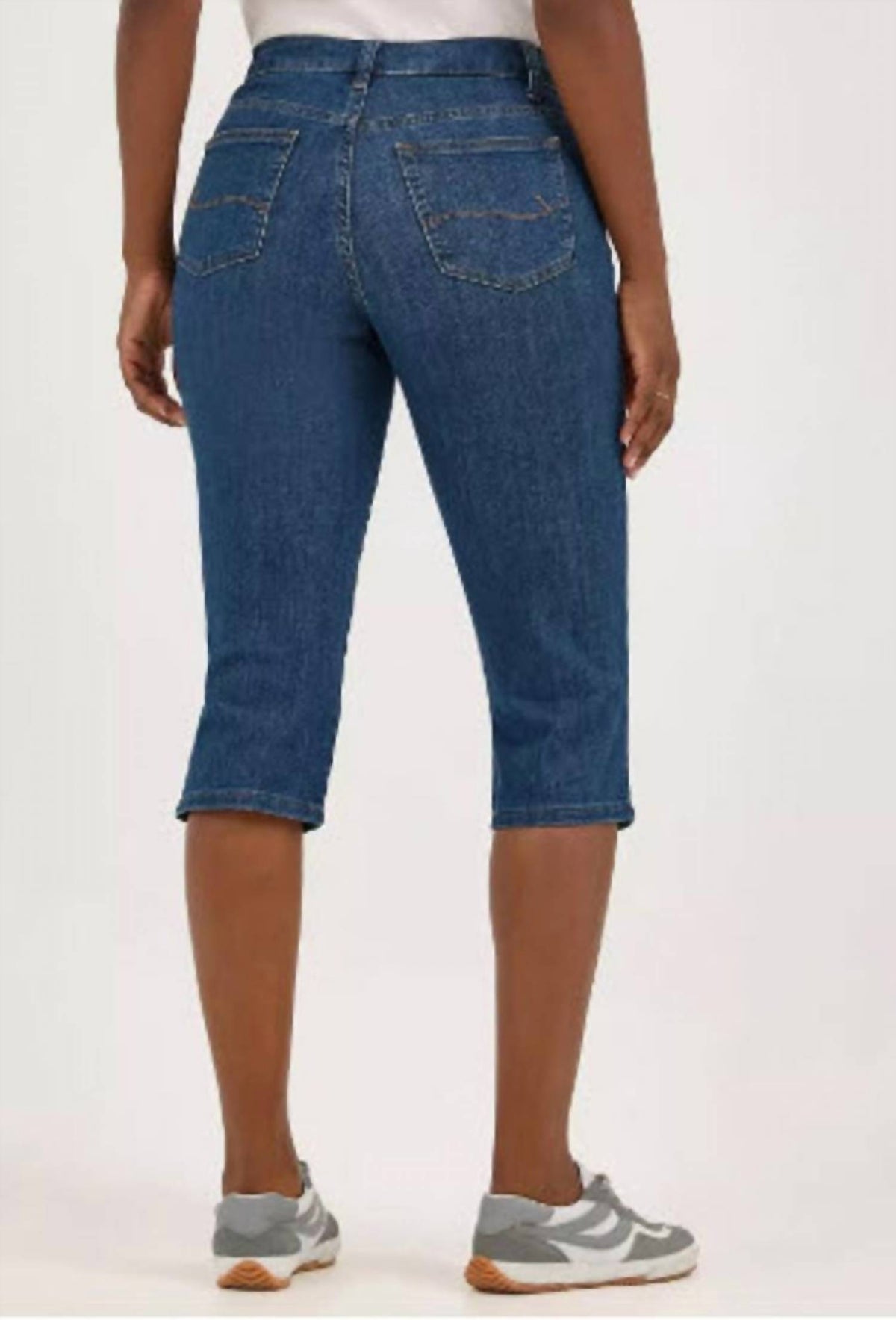 Relaxed Fit Mysterious Stretch Capri Pants