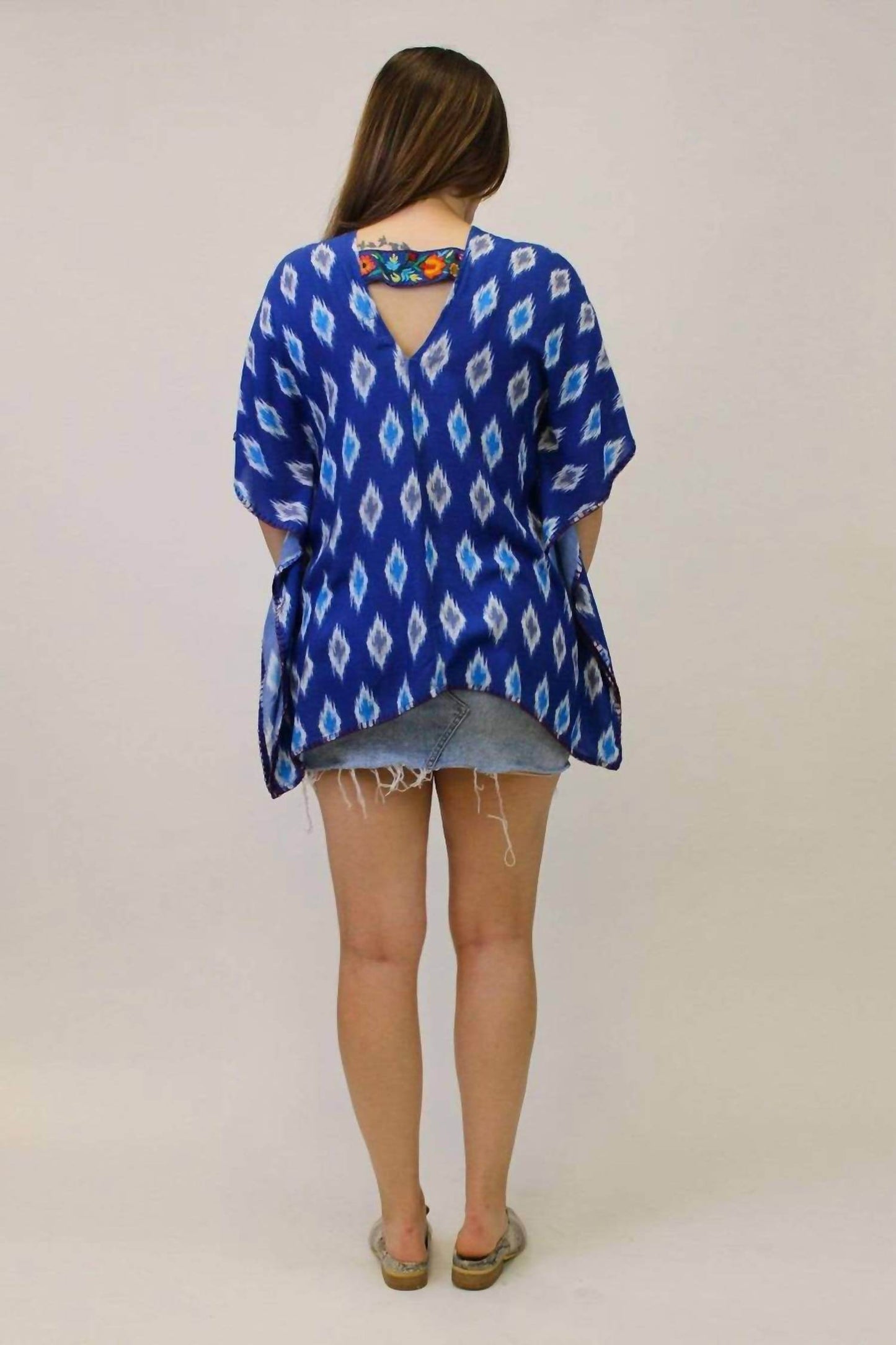 Avani Del Amour - Embroidered Poncho Top - Rack Hunt -