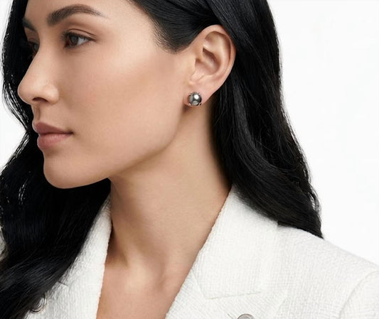 Women's Pearl Stud Earrings