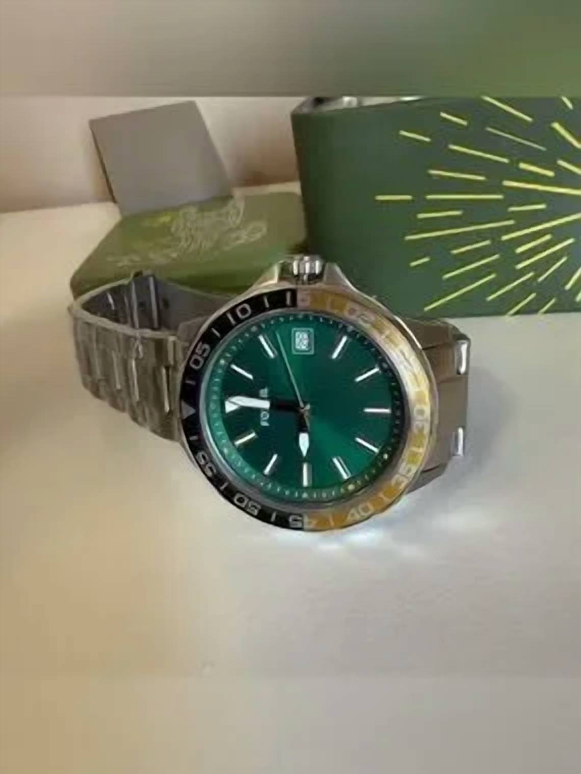 Men's Stainless Steel Bracelet Watch