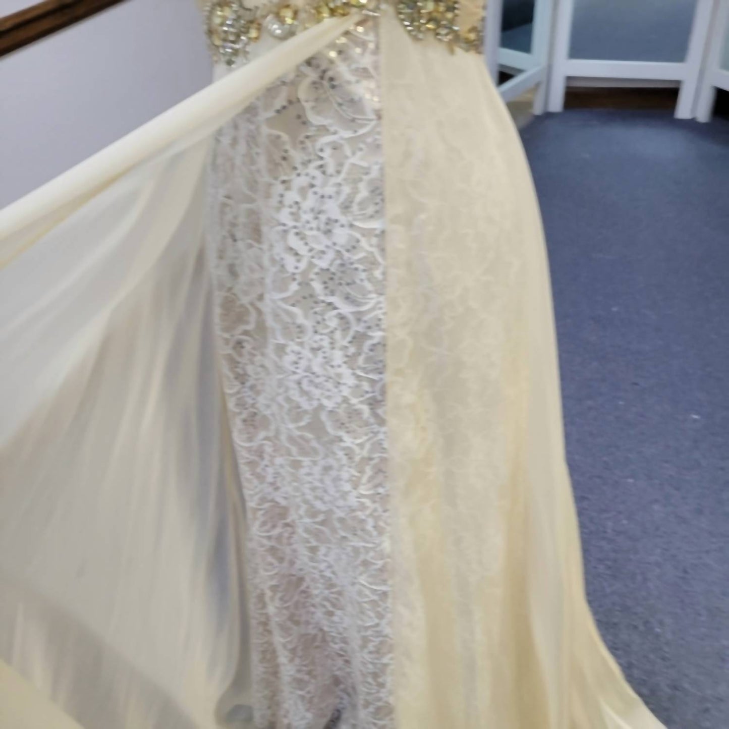 Women's Strapless Flowy Dress