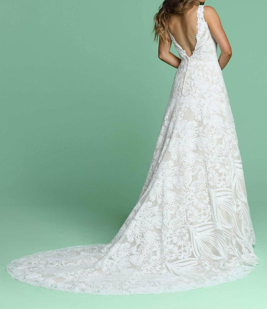 Sleeveless Patterned Sequin Bridal Gown