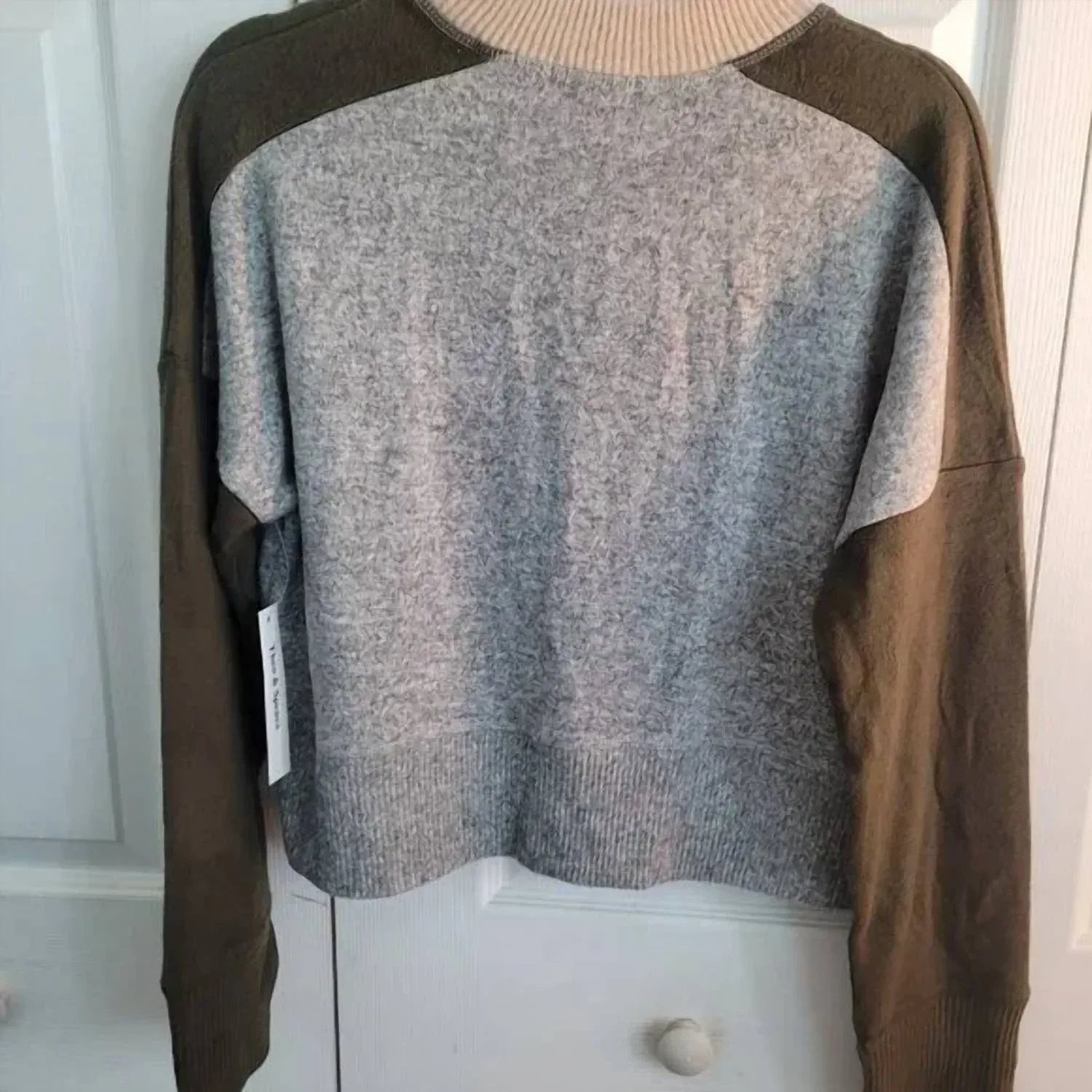 Theo & Spence - Women's Color Block Sweater - Rack Hunt