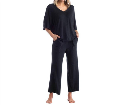Dream Relaxed V-neck with Capri Lounge Set