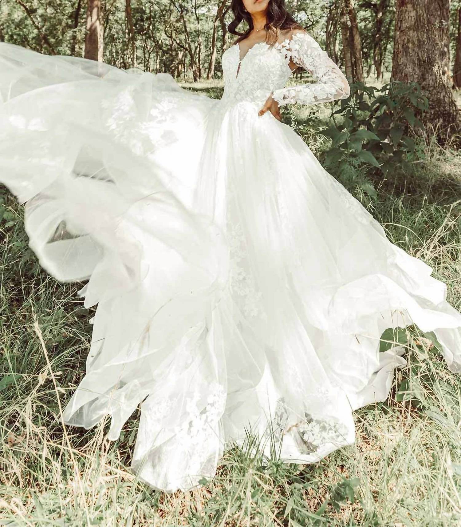 Essence of Australia - Off-shoulder Lace Wedding Gown - Rack Hunt