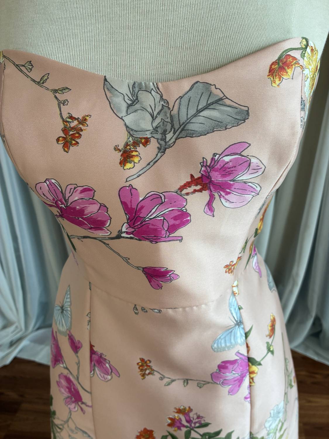 Women's Strapless Floral Gown