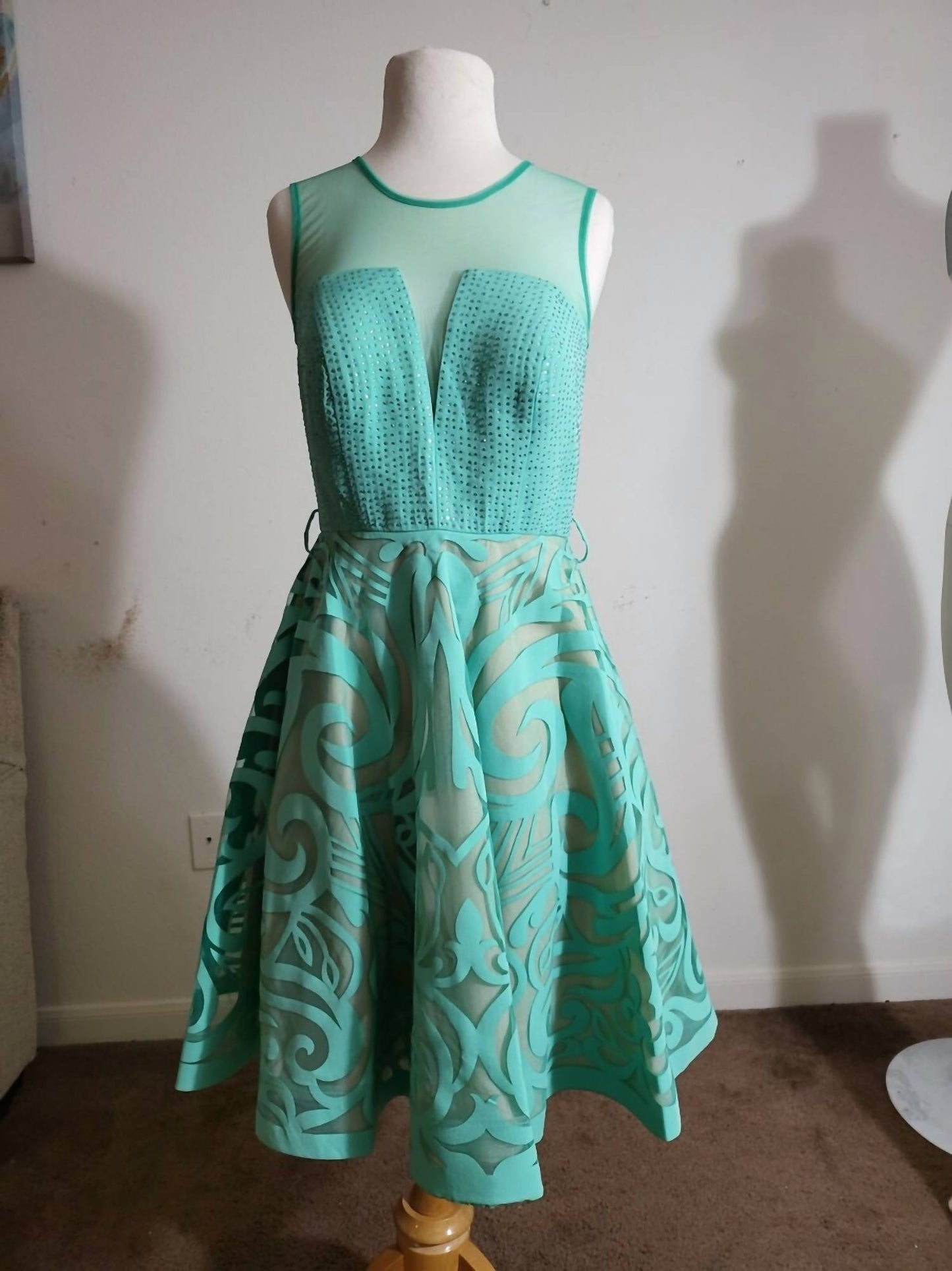 Women's Swirl Pattern Dress