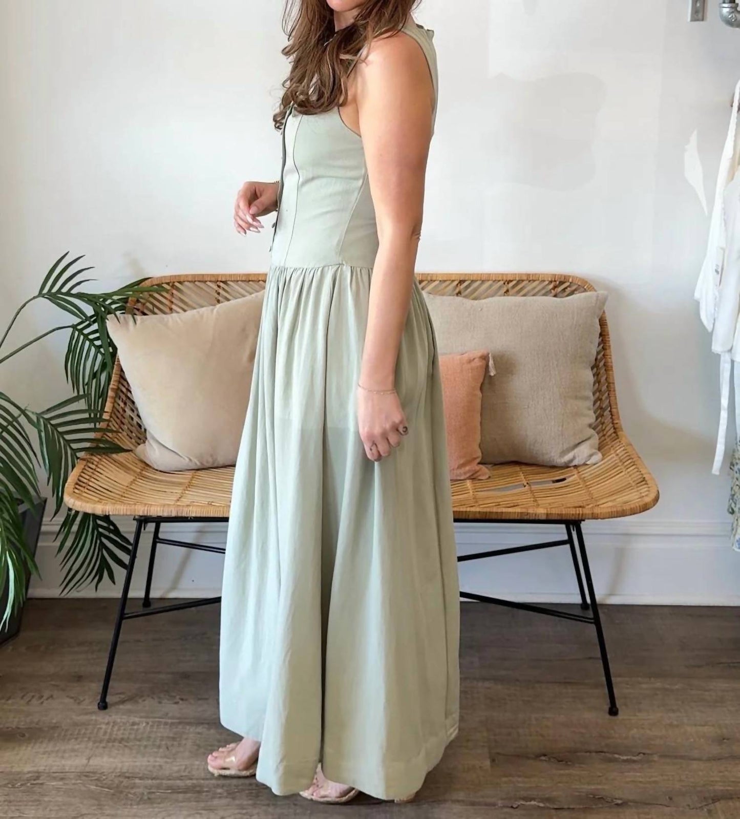 Marleigh Sleeveless Midi Dress