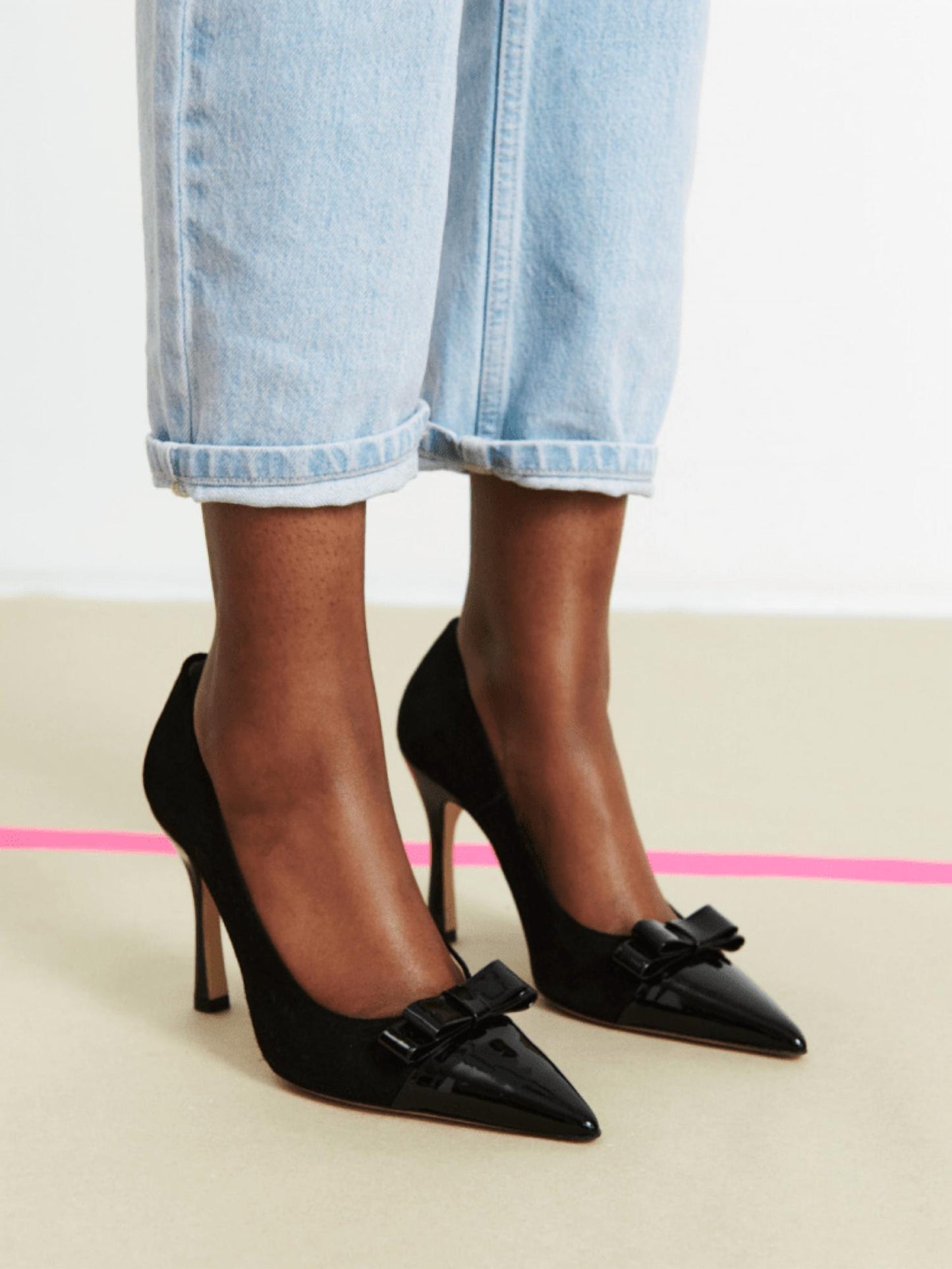 Women's Awa Classic Suede Pumps