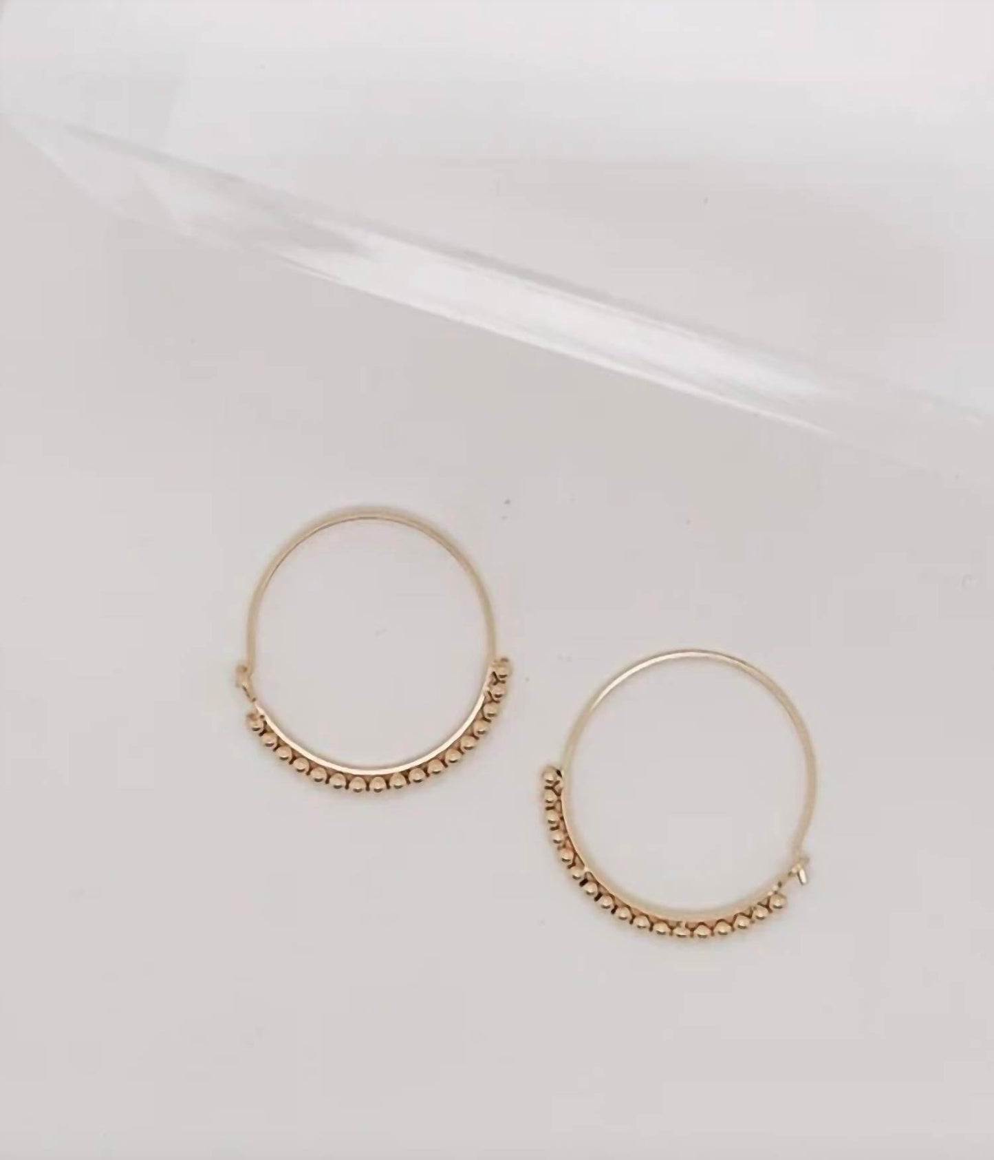 Sarah Briggs - Women's Emi Mini Hoop Earrings - Rack Hunt -
