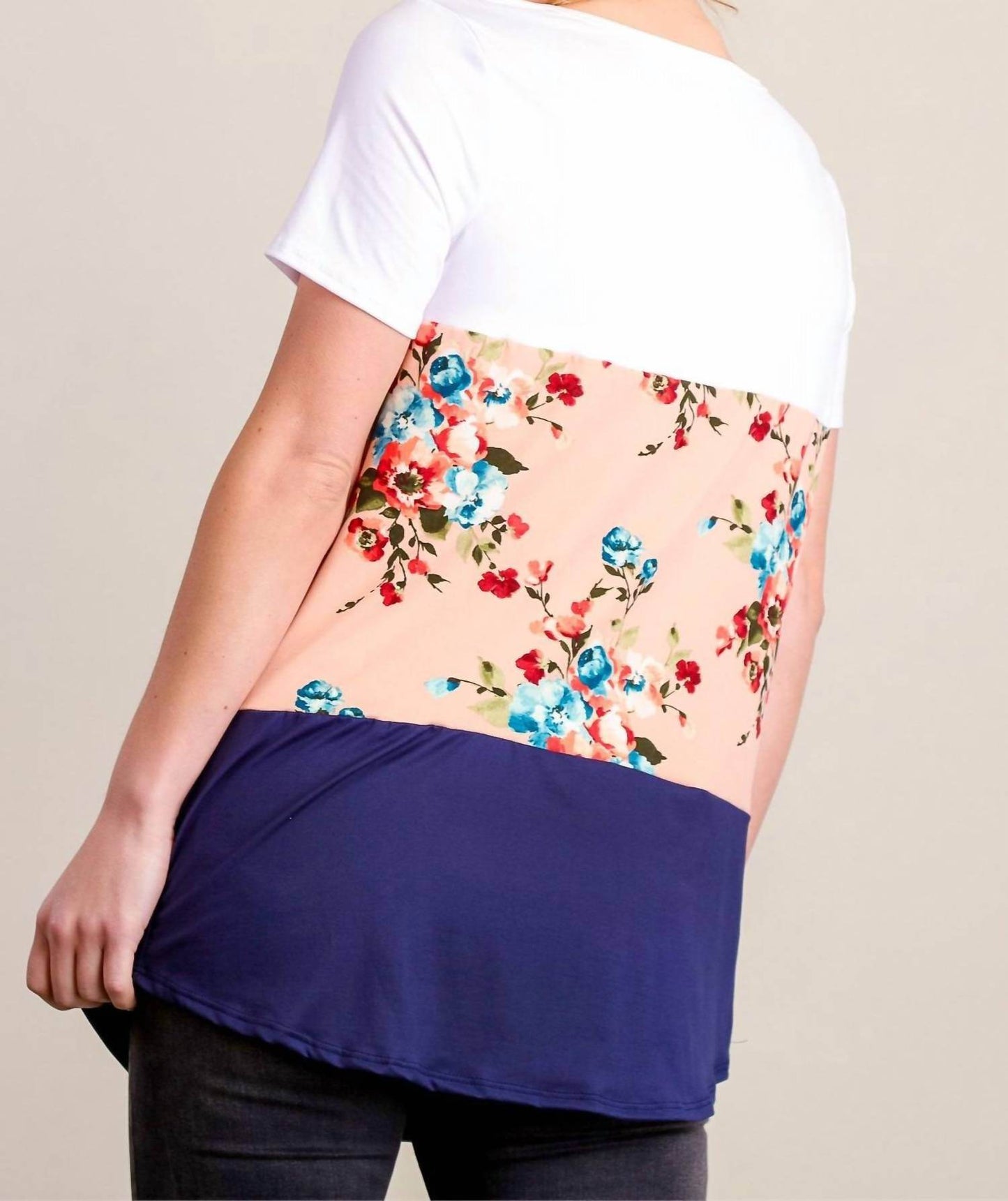 Simply Ruby - Color block floral long tee - Rack Hunt -