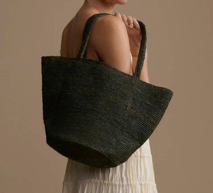 Women's Hand-crocheted Raffia Hollis Bag