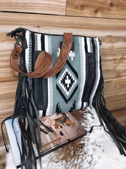 Women's Dayville Leather Crossbody Bag