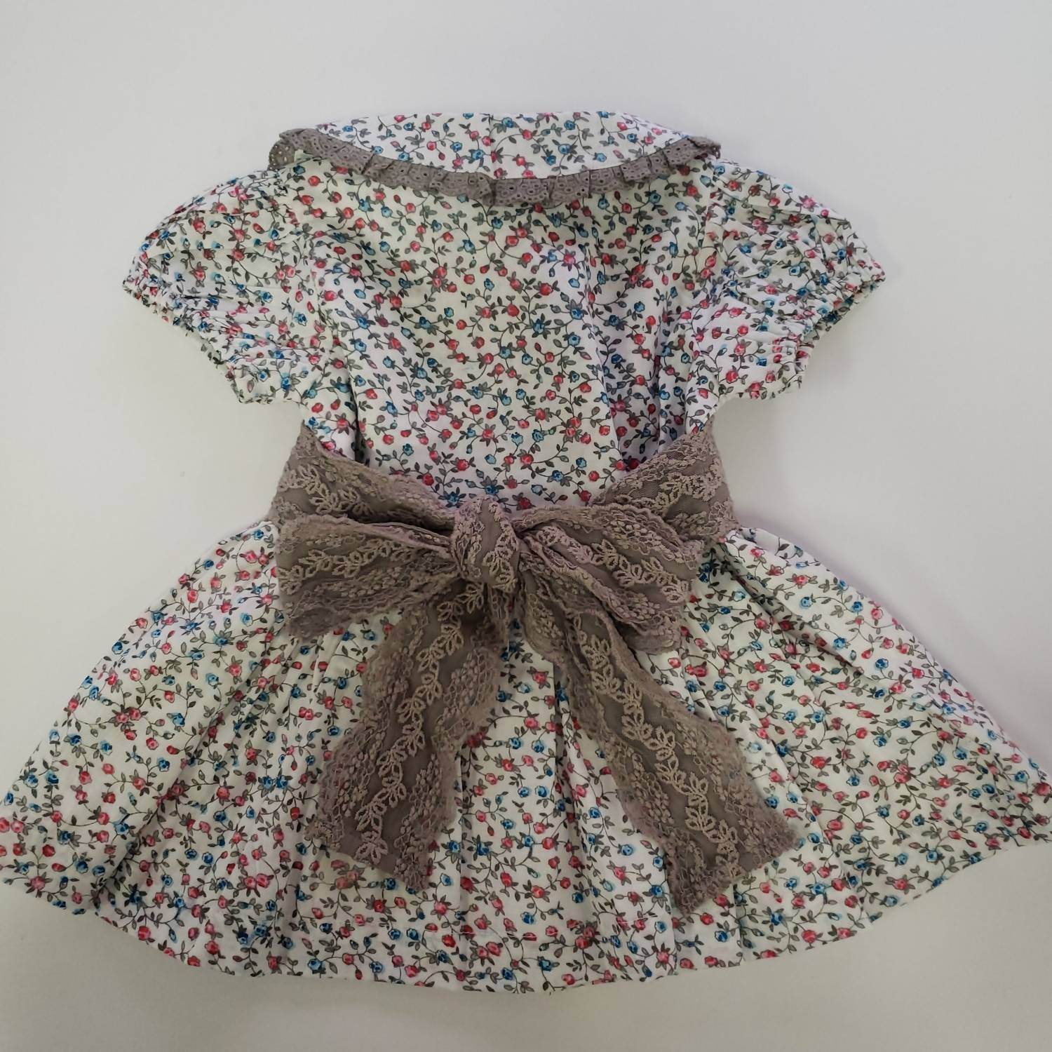 Ren & Rouge - Girl's Rosebud Printed Dress With Lace Trim Tie Detail - Rack Hunt -